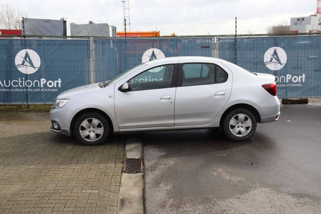 Pkw Dacia Logan Benzin 90 PS 2017 (Marge)