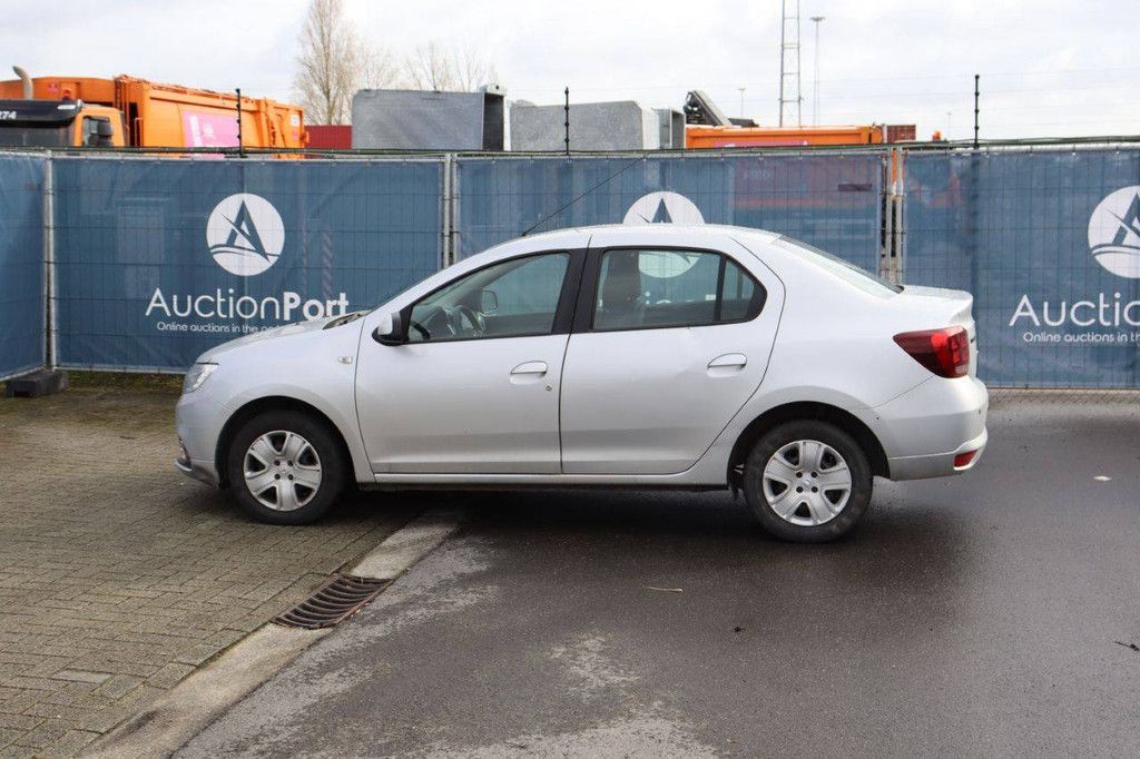 Pkw Dacia Logan Benzin 90 PS 2017 (Marge)