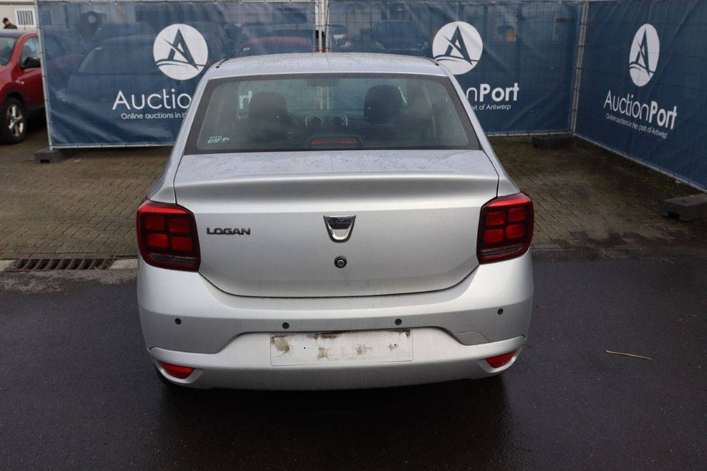 Pkw Dacia Logan Benzin 90 PS 2017 (Marge)