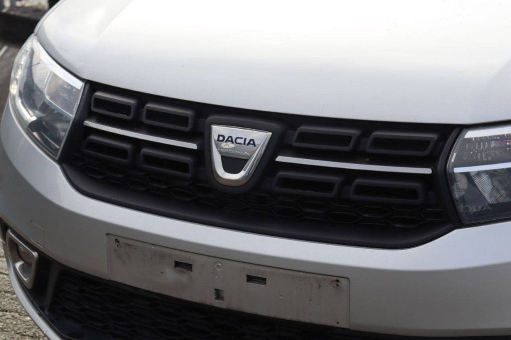 Pkw Dacia Logan Benzin 90 PS 2017 (Marge)