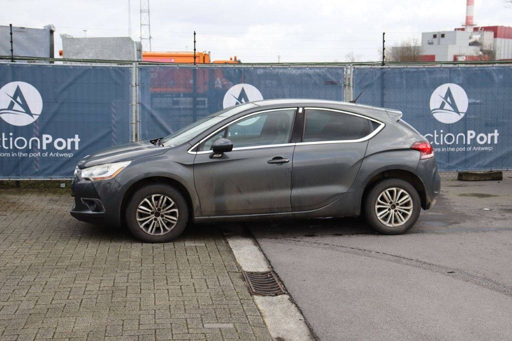 Passenger car Citroën Ds4 Diesel 115hp 2013 (Margin)