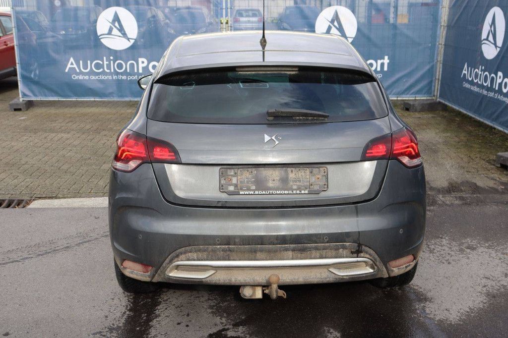 Passenger car Citroën Ds4 Diesel 115hp 2013 (Margin)
