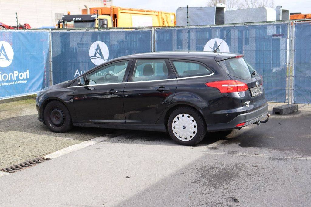 Passenger car Ford Focus Diesel 105 hp 2015 (Margin)