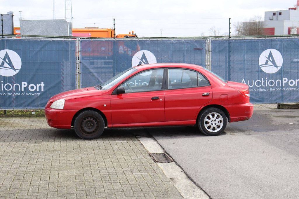 Pkw Kia Rio Benzin 94 PS 2005 (Marge)