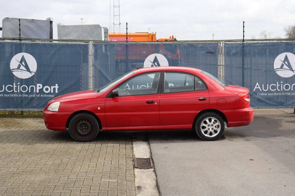 Pkw Kia Rio Benzin 94 PS 2005 (Marge)