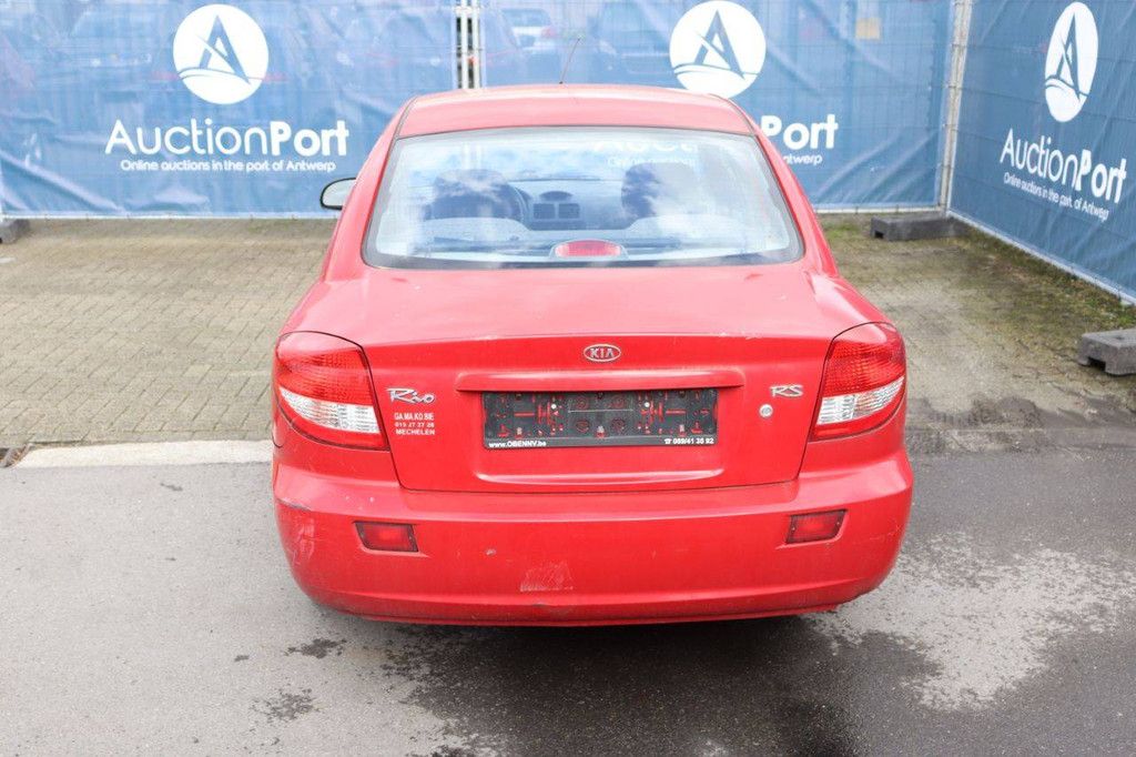 Pkw Kia Rio Benzin 94 PS 2005 (Marge)