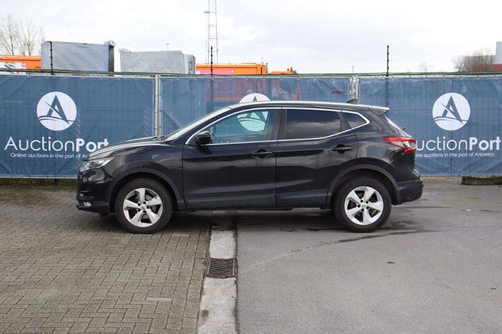 SUV Nissan Qashqai Diesel 115hp 2019 (Margin)
