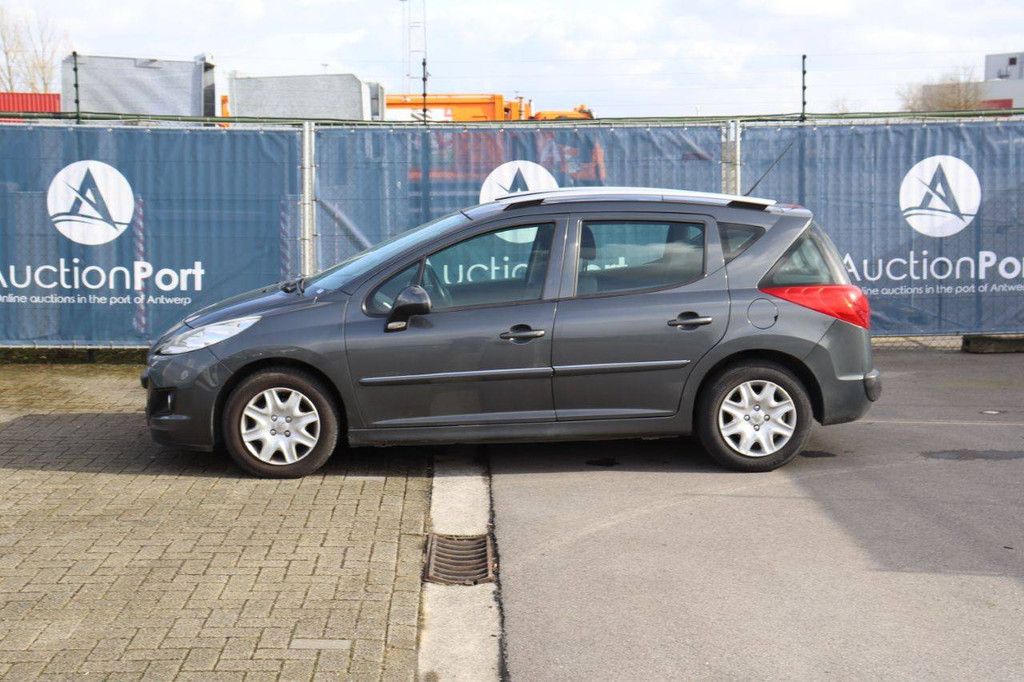 Passenger car Peugeot 207 Diesel 92 hp 2013 (Margin)