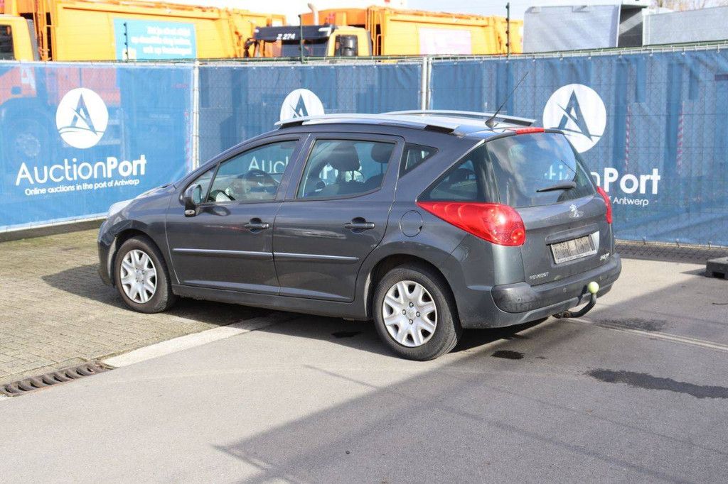 Passenger car Peugeot 207 Diesel 92 hp 2013 (Margin)