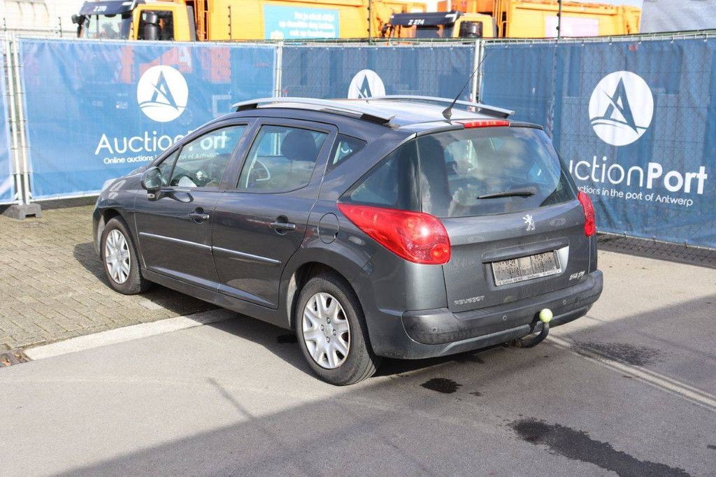 Passenger car Peugeot 207 Diesel 92 hp 2013 (Margin)