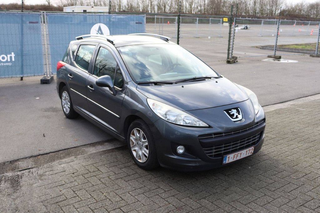Passenger car Peugeot 207 Diesel 92 hp 2013 (Margin)