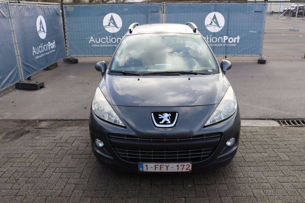 Passenger car Peugeot 207 Diesel 92 hp 2013 (Margin)