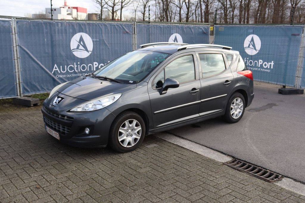 Passenger car Peugeot 207 Diesel 92 hp 2013 (Margin)