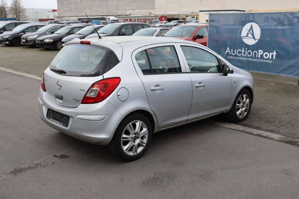 Passenger car Opel Corsa Petrol 80hp 2007 (Margin)