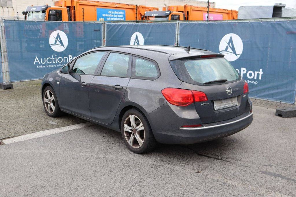 Passenger car Opel Astra Diesel 110 hp 2012 (Margin)