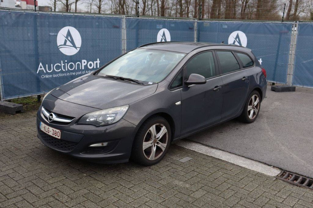 Passenger car Opel Astra Diesel 110 hp 2012 (Margin)