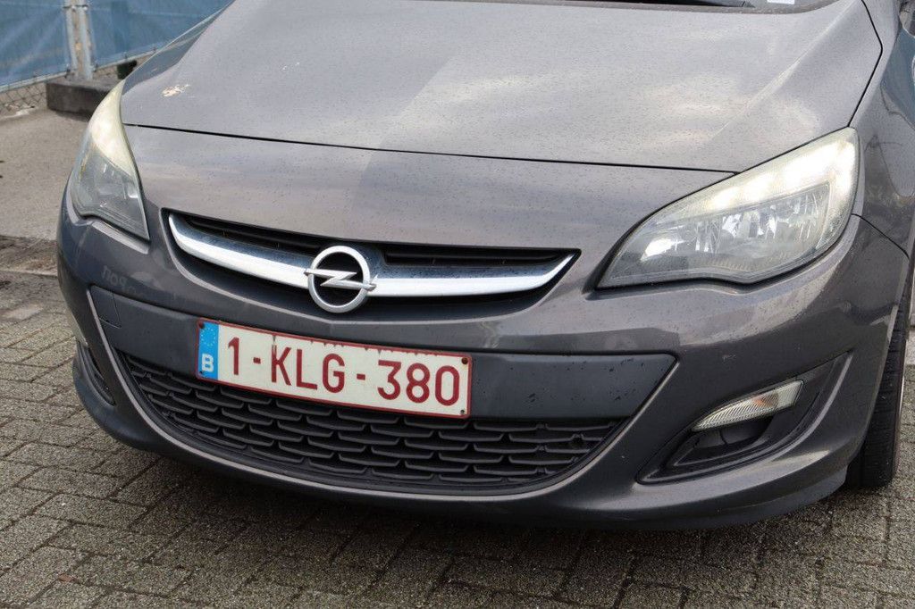 Passenger car Opel Astra Diesel 110 hp 2012 (Margin)
