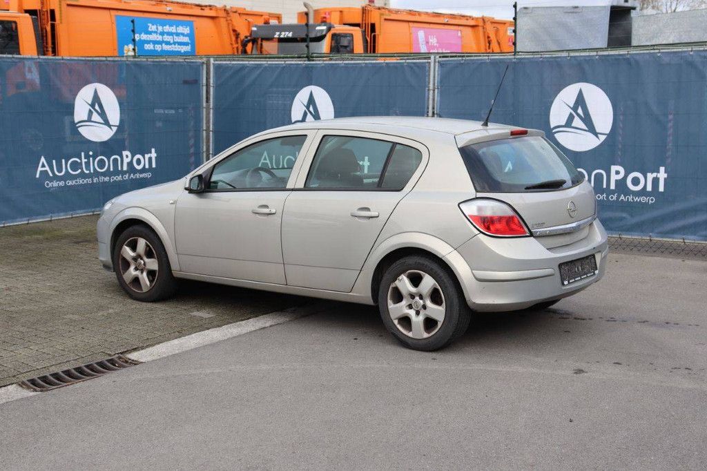 Pkw Opel Astra Benzin 90 PS 2006 (Margin)