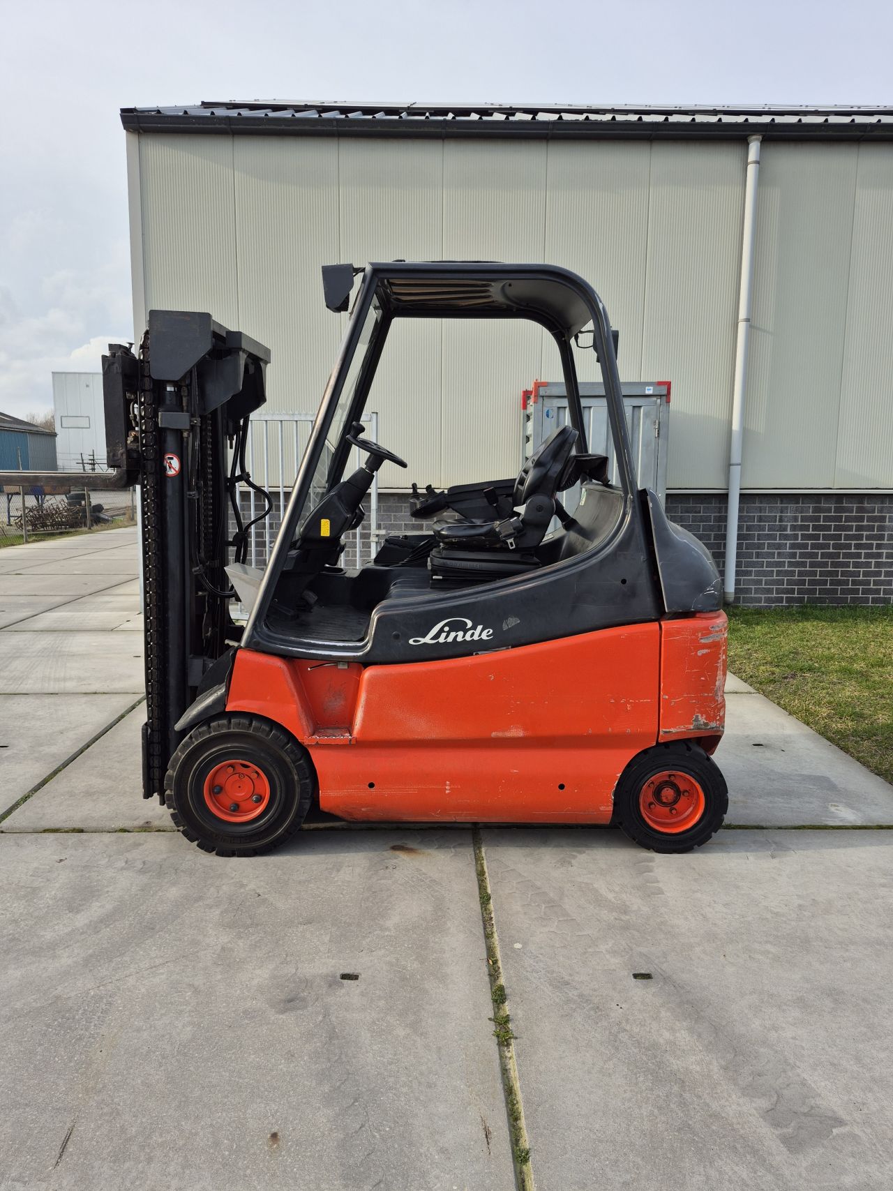 Linde E25-03/600 triplex freelift sideshift 4.150 mm bj 2007