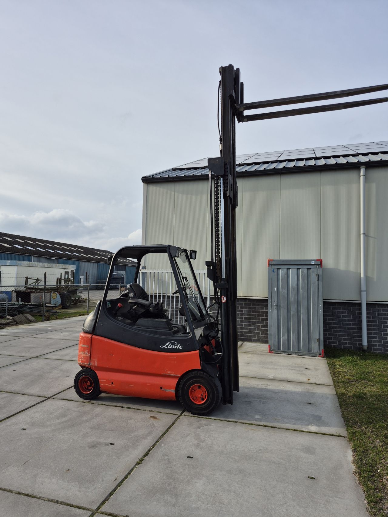 Linde E25-03/600 triplex freelift sideshift 4.150 mm bj 2007