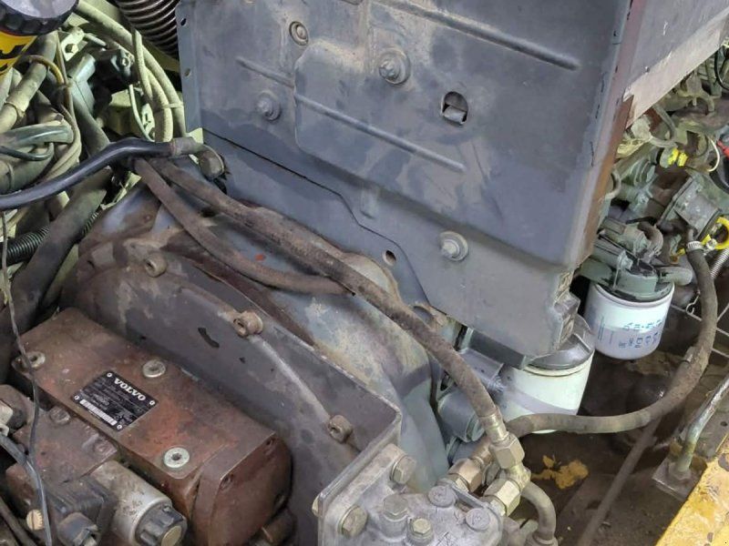 Volvo L30 HYDRAULISK SKIFT. SKOVL OG GAFLER. MOTOR OSER