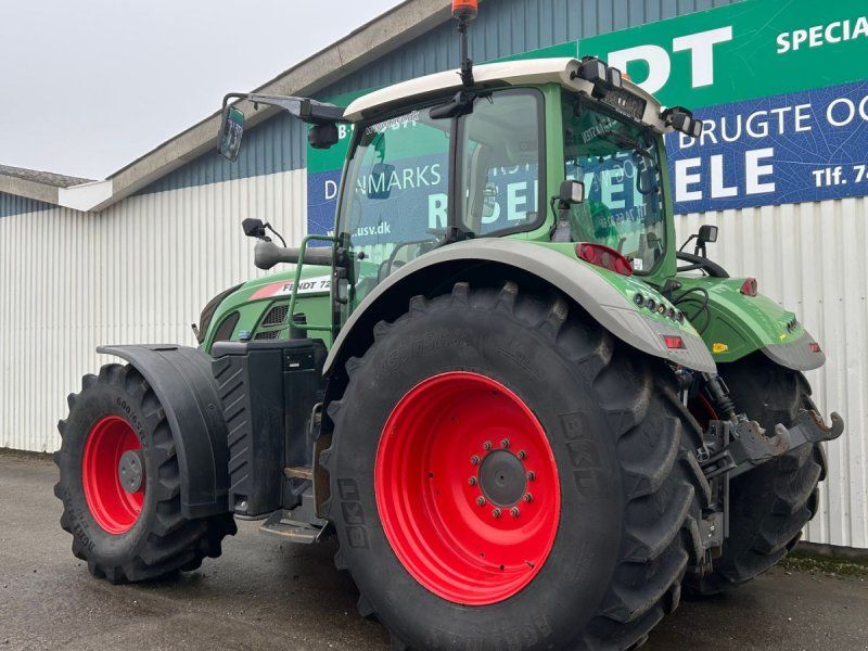 Fendt 724 Vario S4 Profi Plus