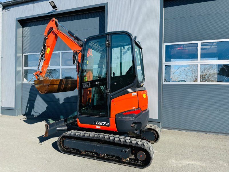 Kubota U27-4