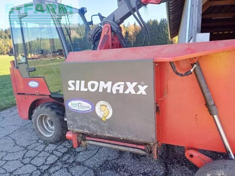 Gruber svt 4045 selbstfahrender silokamm