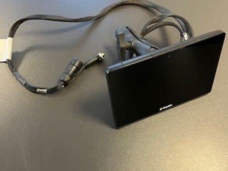 Claas TRIMBLE GFX 750  NAV 900