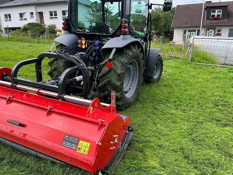 B & M Schlegel   Heck Mäher
