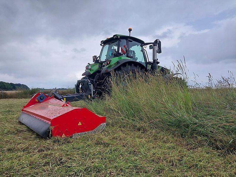 Omarv Böschungs Schlegel Mäher Torino 260-E