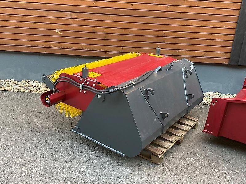 Kehrschel  Kehrbesen Frontladerbesen