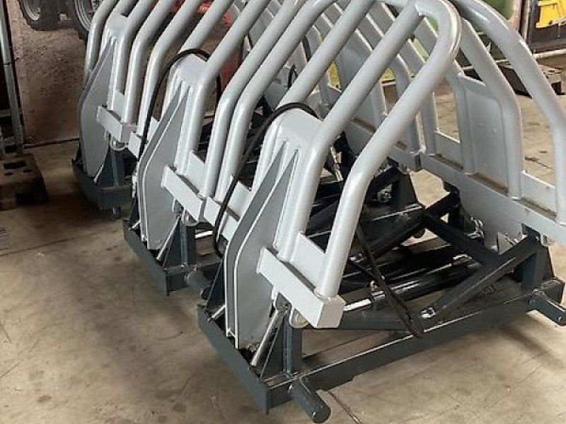 Rundballenzange Silozange Ballenzange Silagezange