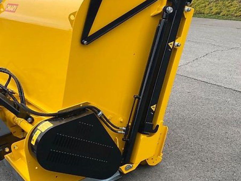 Omarv mit Sammelwanne Schlegel  Mäher