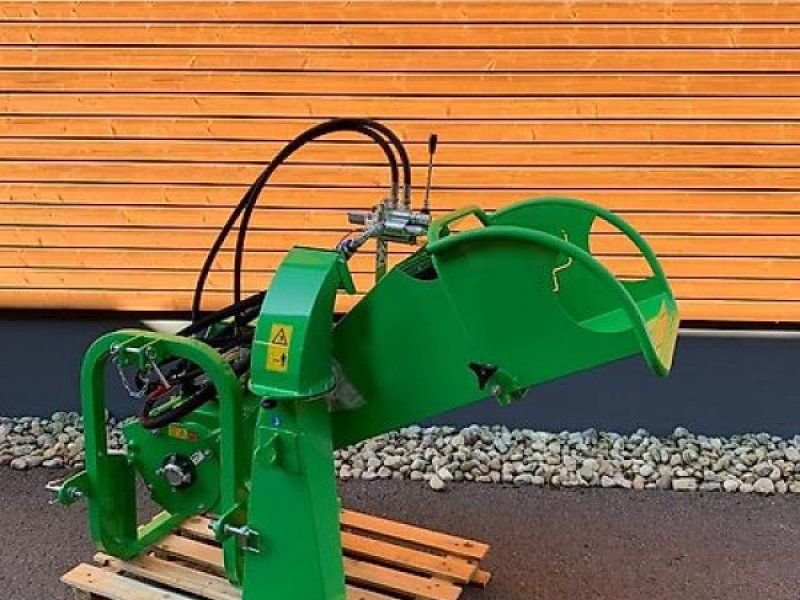 Holzhäcksler Holzhacker Holzschredder Hacker Mähraupe Hymach MDB