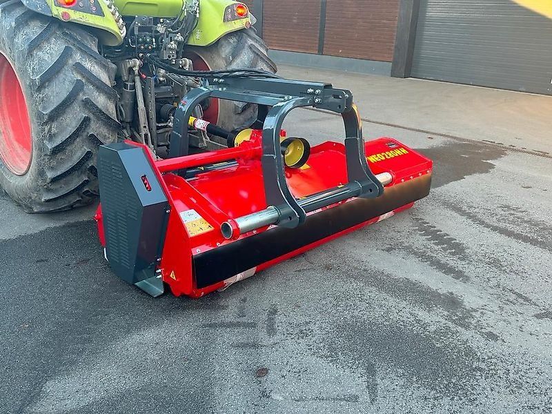 Omarv Schlegel Front Heck