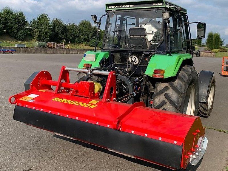 Omarv Schlegel   Mäher