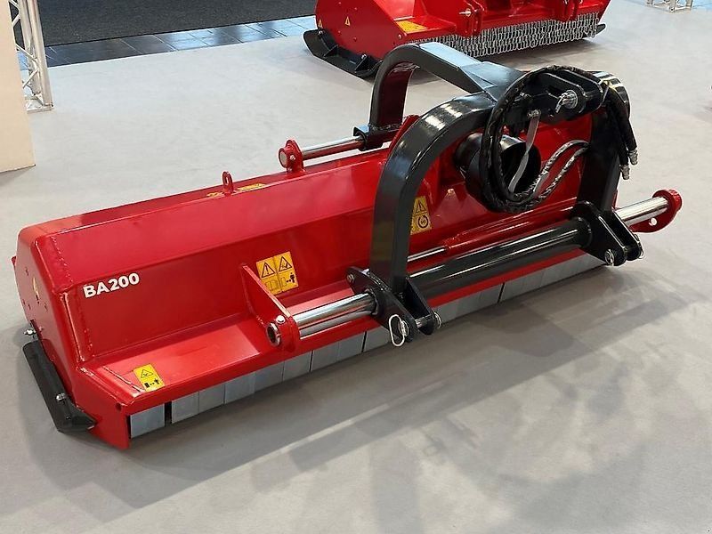 Omarv Schlegel   Mäher