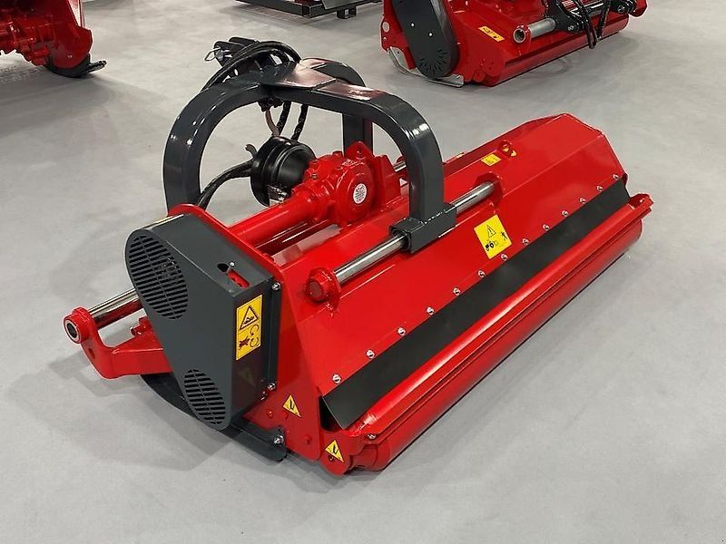 Omarv Schlegel   Mäher