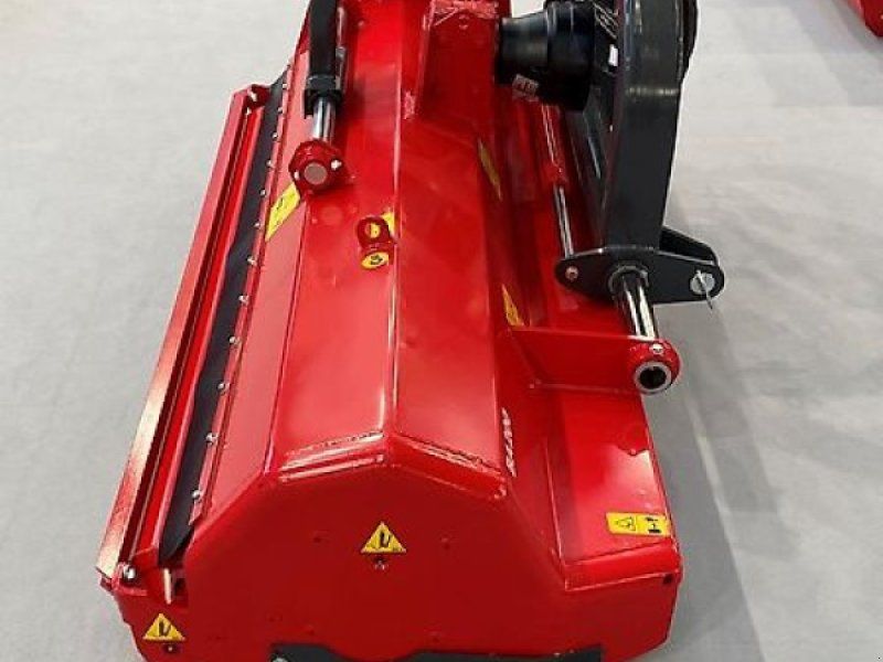 Omarv Schlegel   Mäher