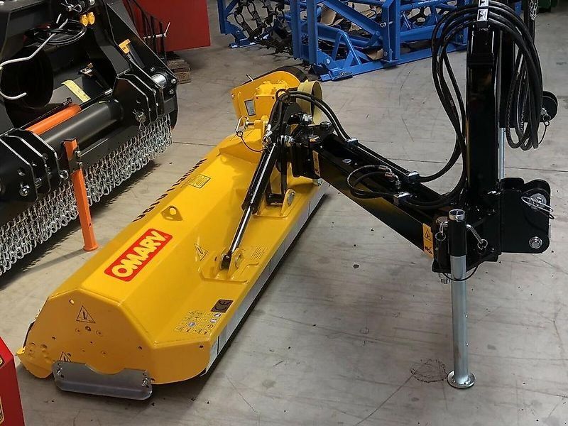 Omarv Böschungs Seiten  Schlegel Mähe