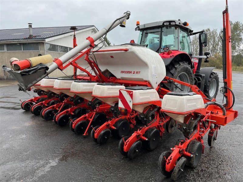 Kuhn Maxima 2 RT 8 rk. med gødning og fyldesnegl