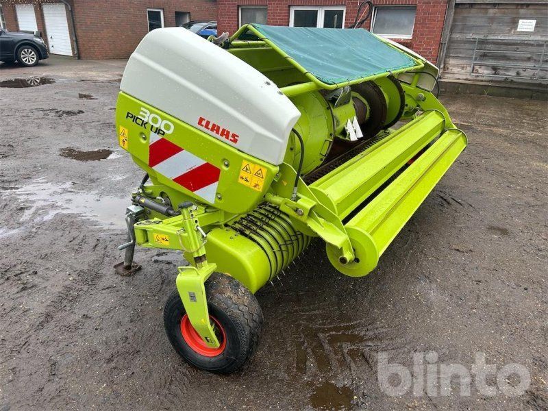 Claas PICK UP 300