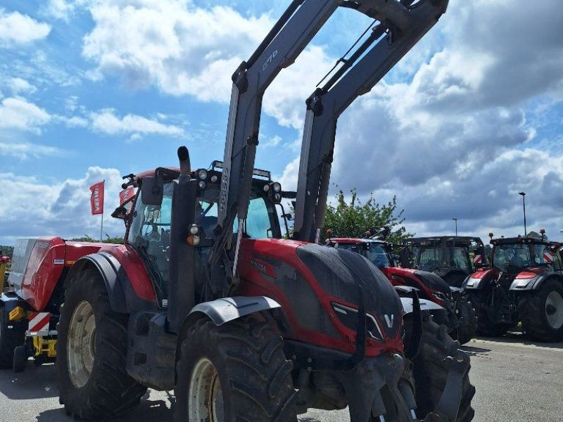 Valtra T154 active