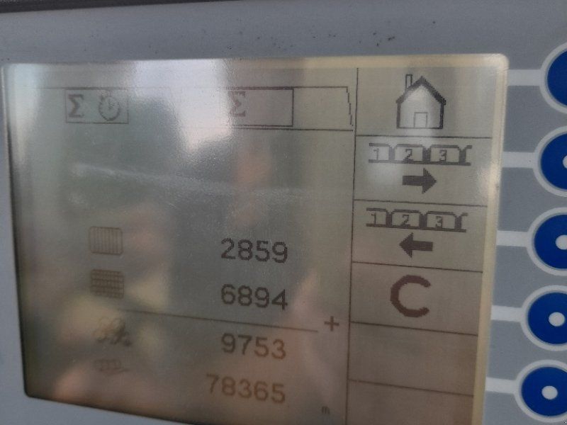 Massey Ferguson 716V