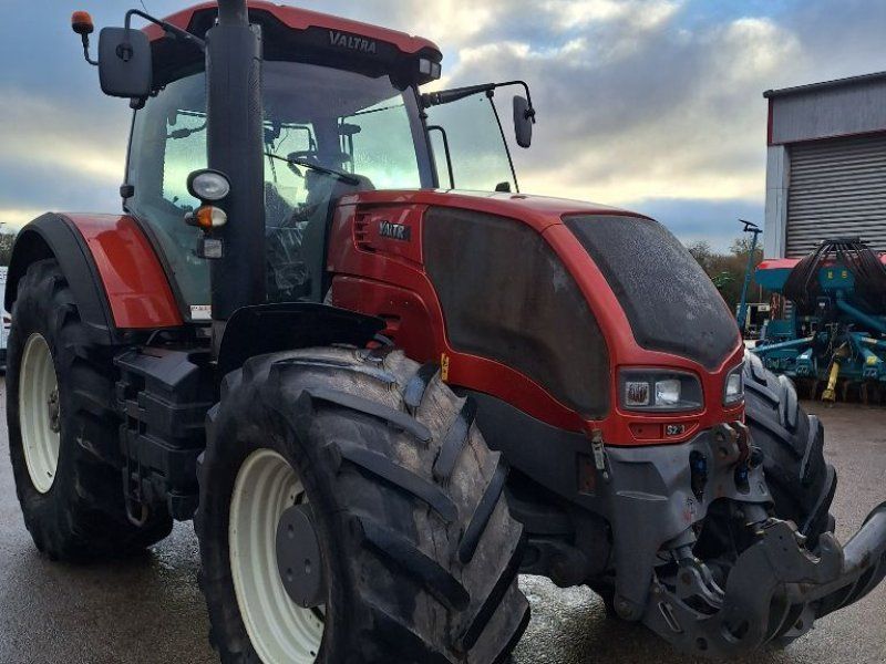 Valtra S233