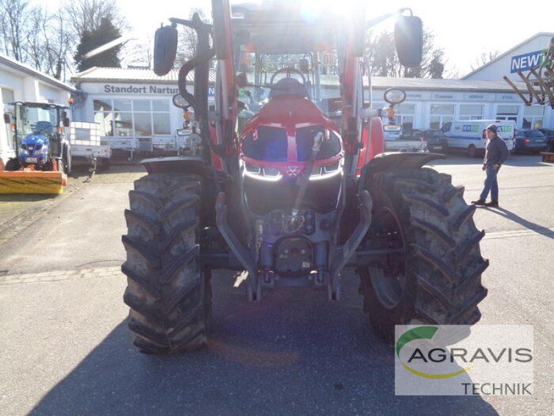 Massey Ferguson 5S.145 DYNA-6