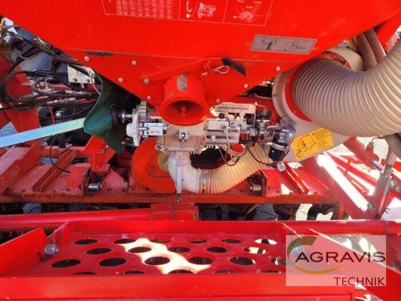 Kuhn HRB 302 D
