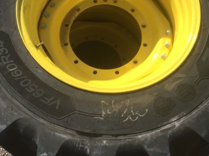 Michelin 650/60R34