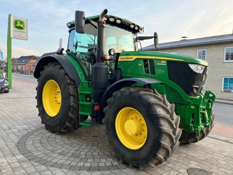 John Deere 6R 215